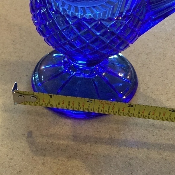 VINTAGE small cut glass cobalt blue pitcher in great condition. AVON - Picture 11 of 12